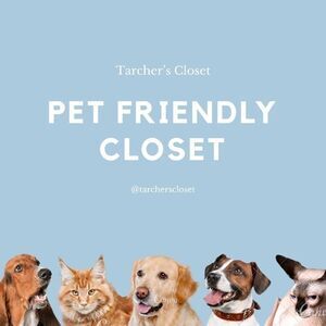 🐶 Pet friendly closet! 🐱